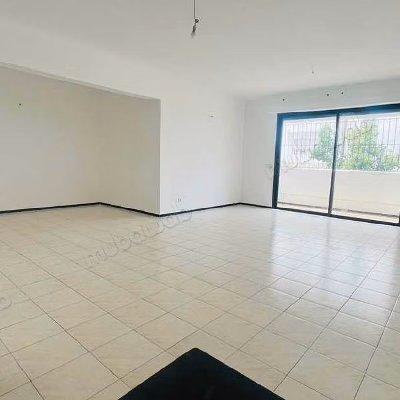 Appartement à Louer de 163.0 m² à Rabat, Riyad