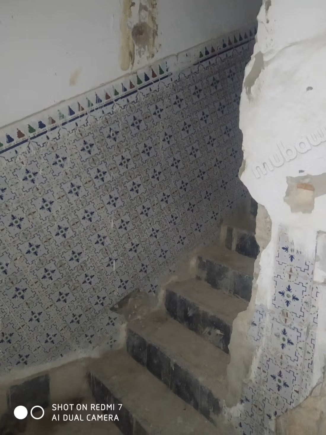 Venta de casa en Medina. Superficie de 150 m². Bella vista al mar