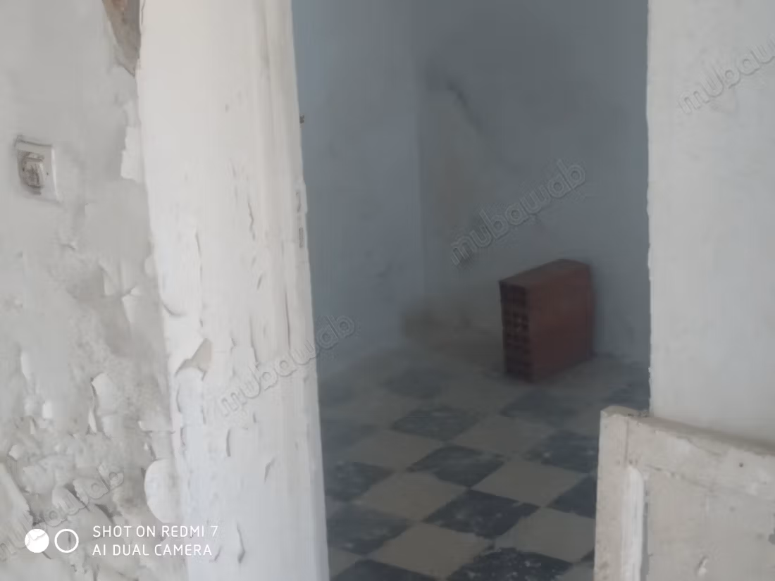 Venta de casa en Medina. Superficie de 150 m². Bella vista al mar