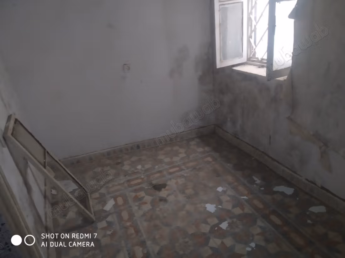Venta de casa en Medina. Superficie de 150 m². Bella vista al mar