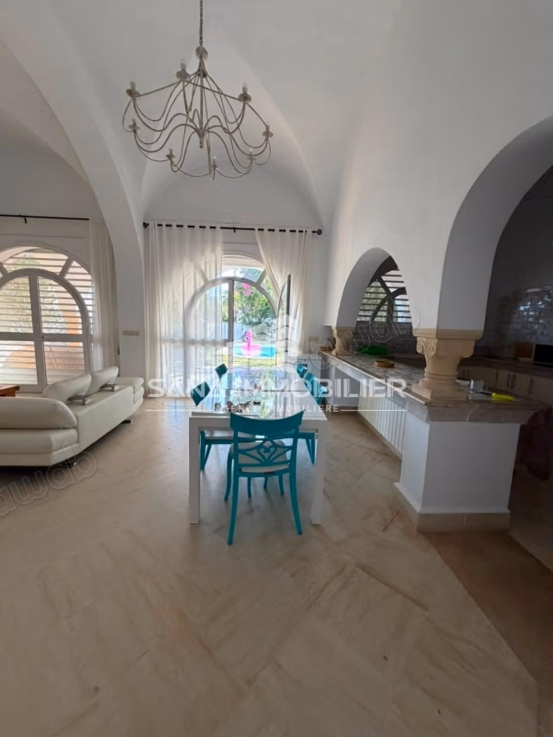 A vendre villa s5 avec piscine