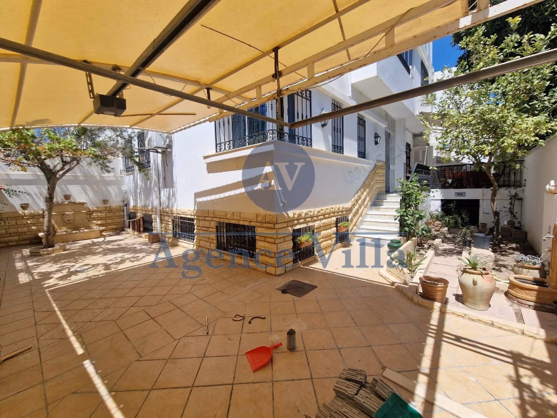 A louer un duplex s4 à sidi daoued