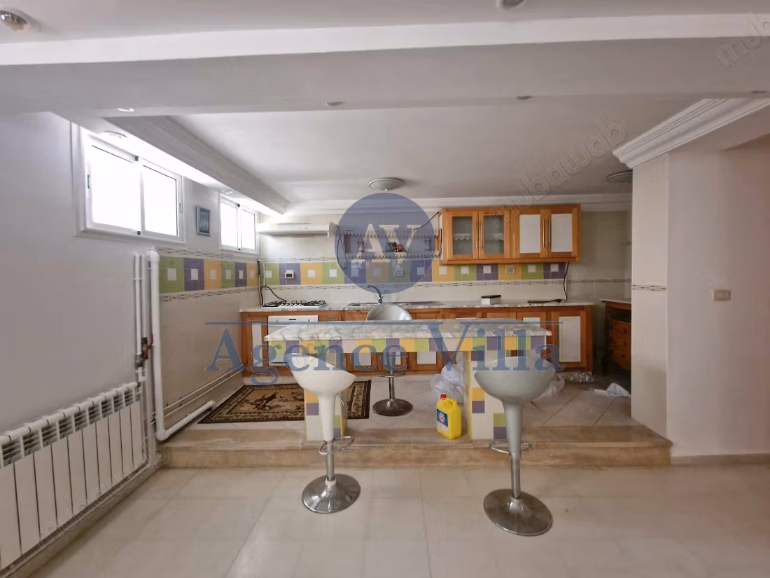 A louer un duplex s4 à sidi daoued