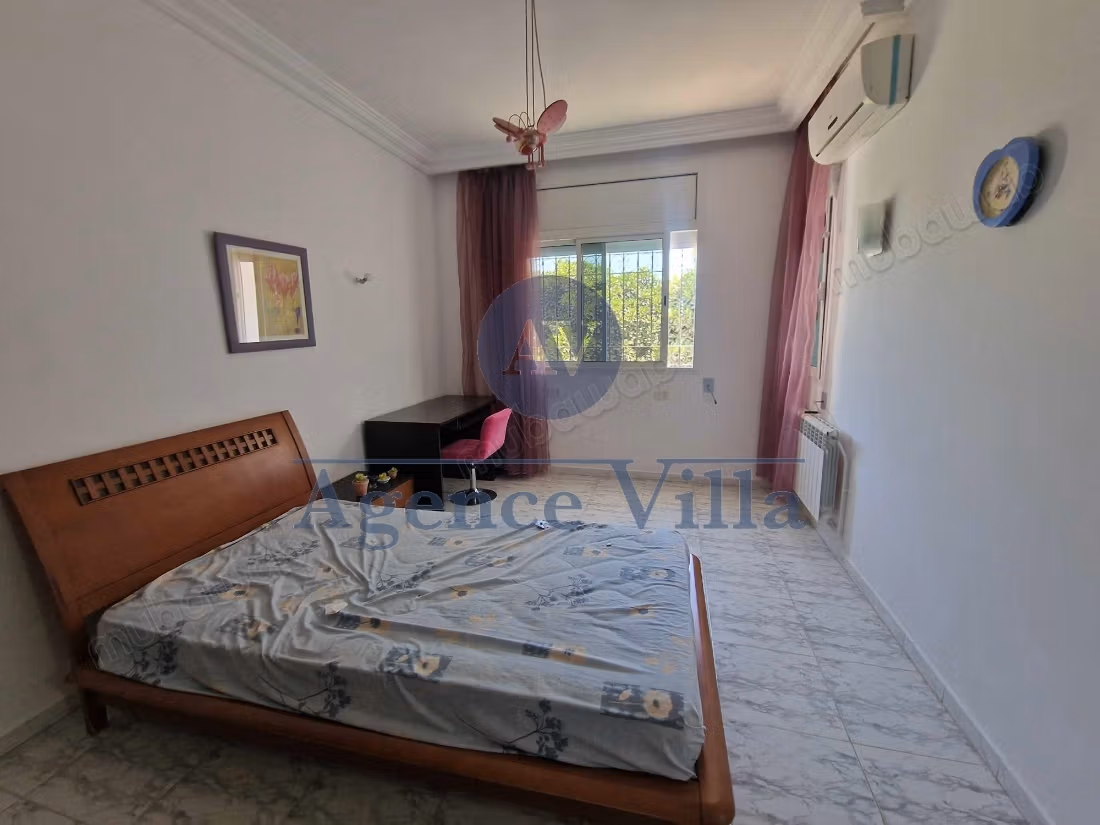 A louer un duplex s4 à sidi daoued