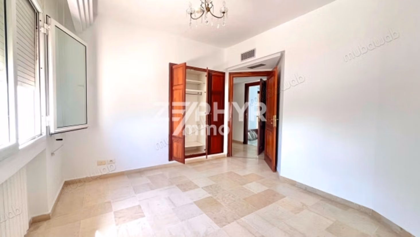For rent: Empty S3 apartment at Marsa beach