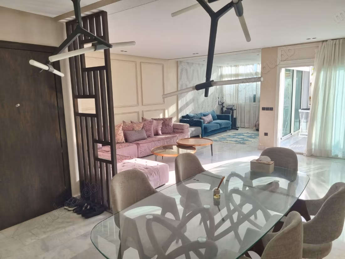 Racine Moliere 163sqm 3CC 6th E Terrace Garage