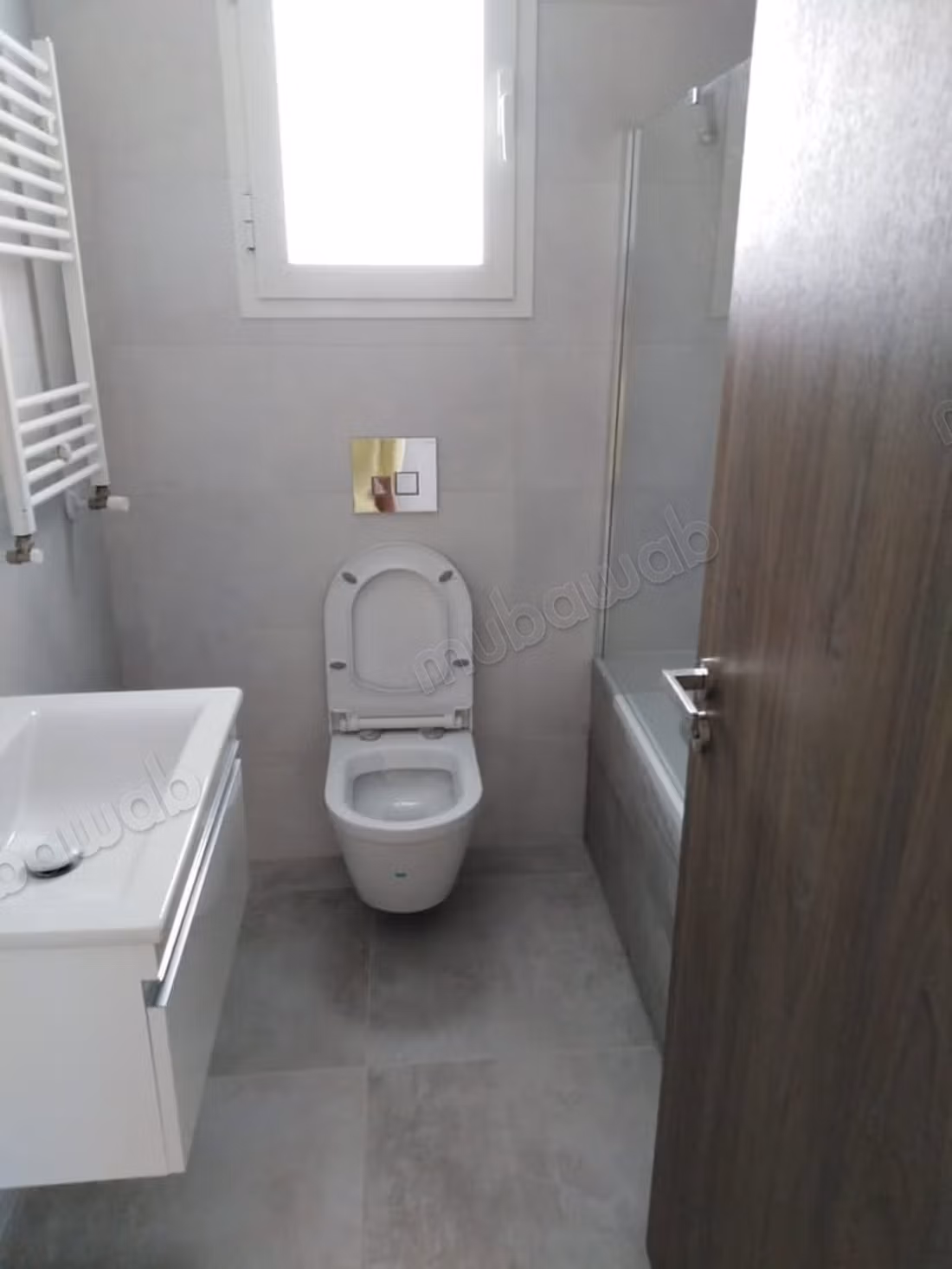 ENNASR 2; à louer agréable appt S3 HAUT STG