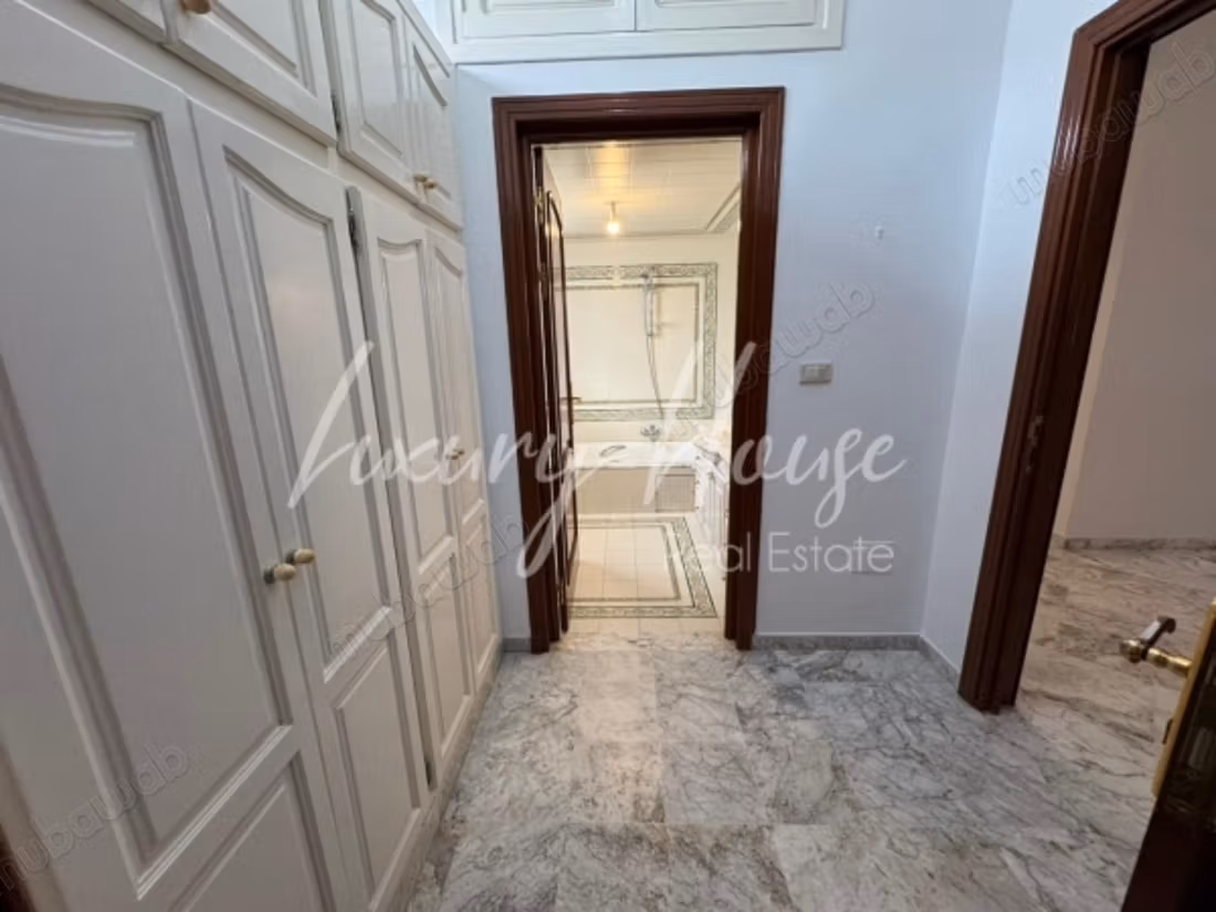 Villa su un piano con giardino a Marsa