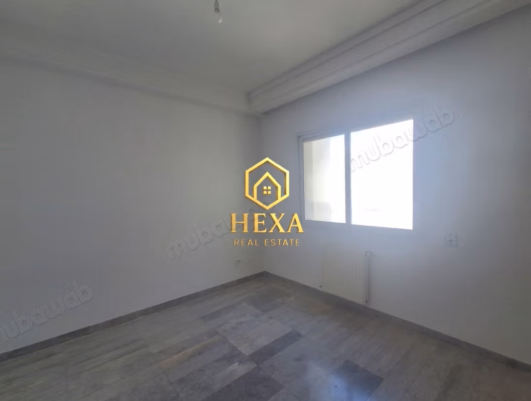 For rent S3 empty in Lake 2