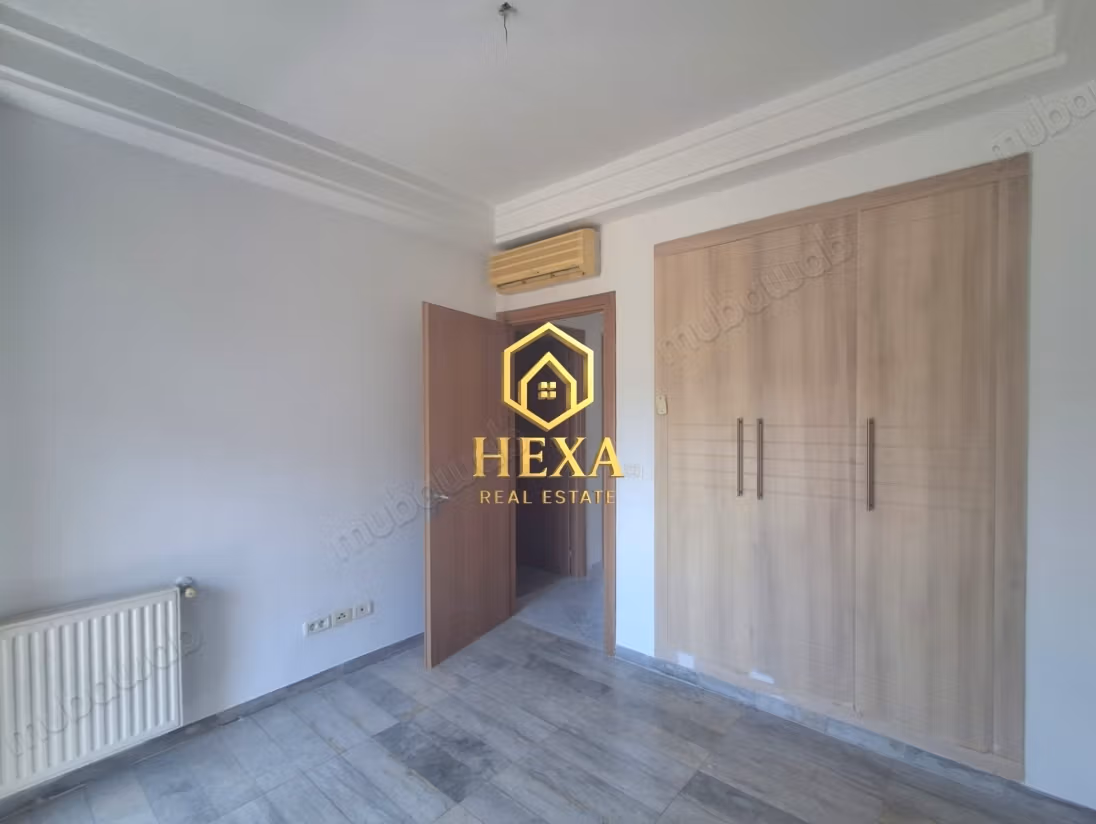 For rent S3 empty in Lake 2