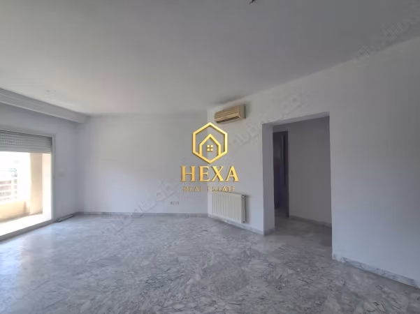 For rent S3 empty in Lake 2