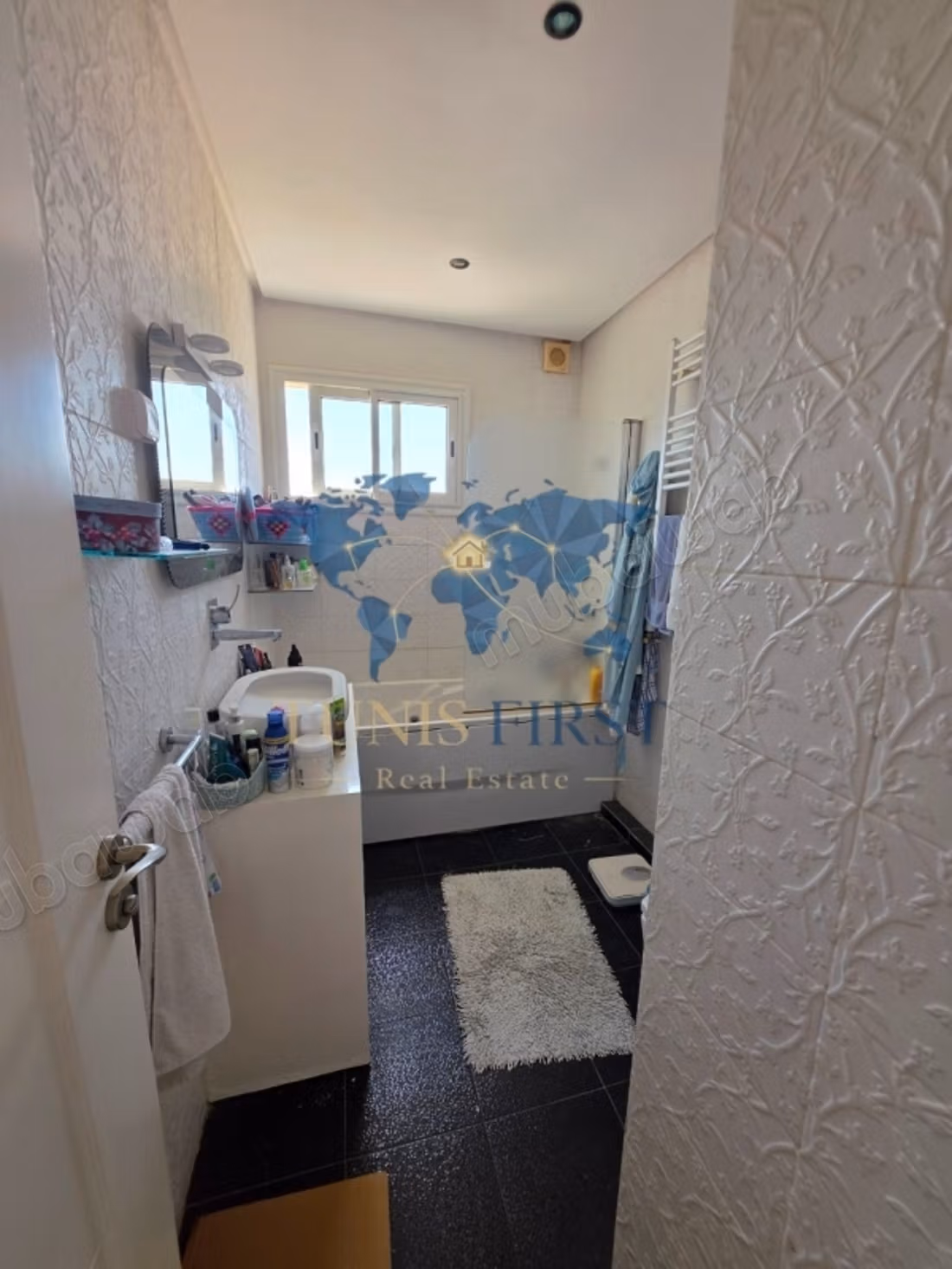 A Louer Etage de Villa à Marsa Cube