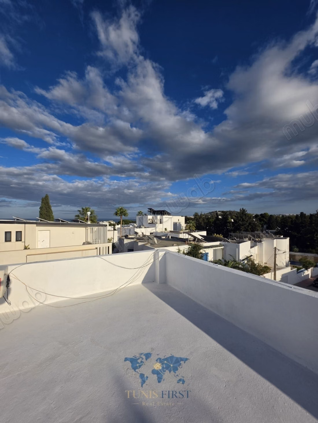 A Louer Etage de Villa à Marsa Cube