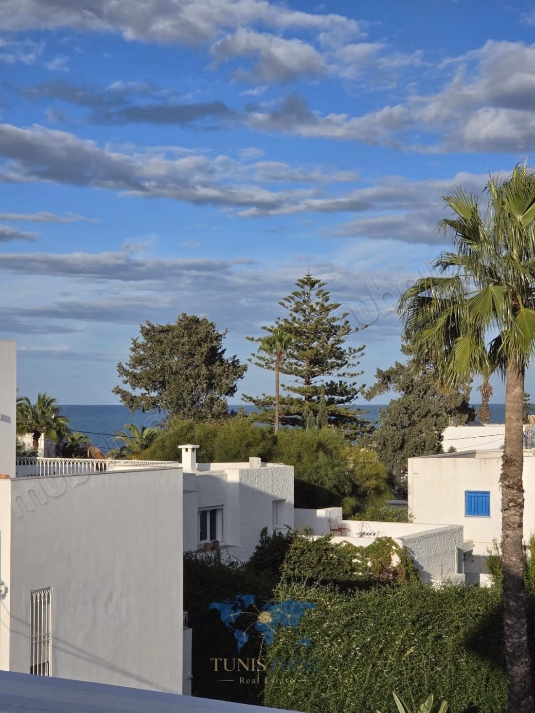 A Louer Etage de Villa à Marsa Cube