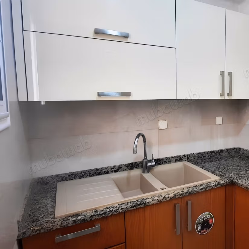 À LOUER appartement S1 À LA SOUKRA