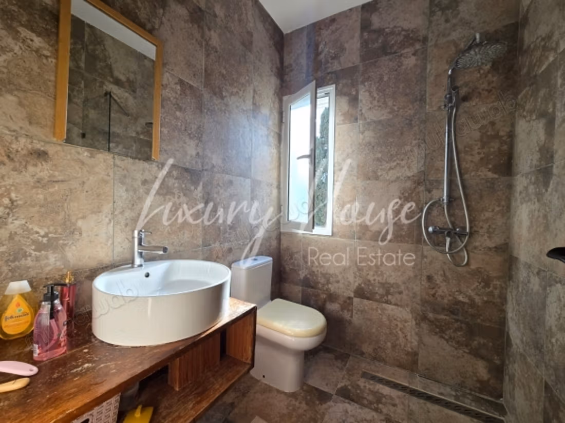 Floor of villa S2 for sale in Soukra