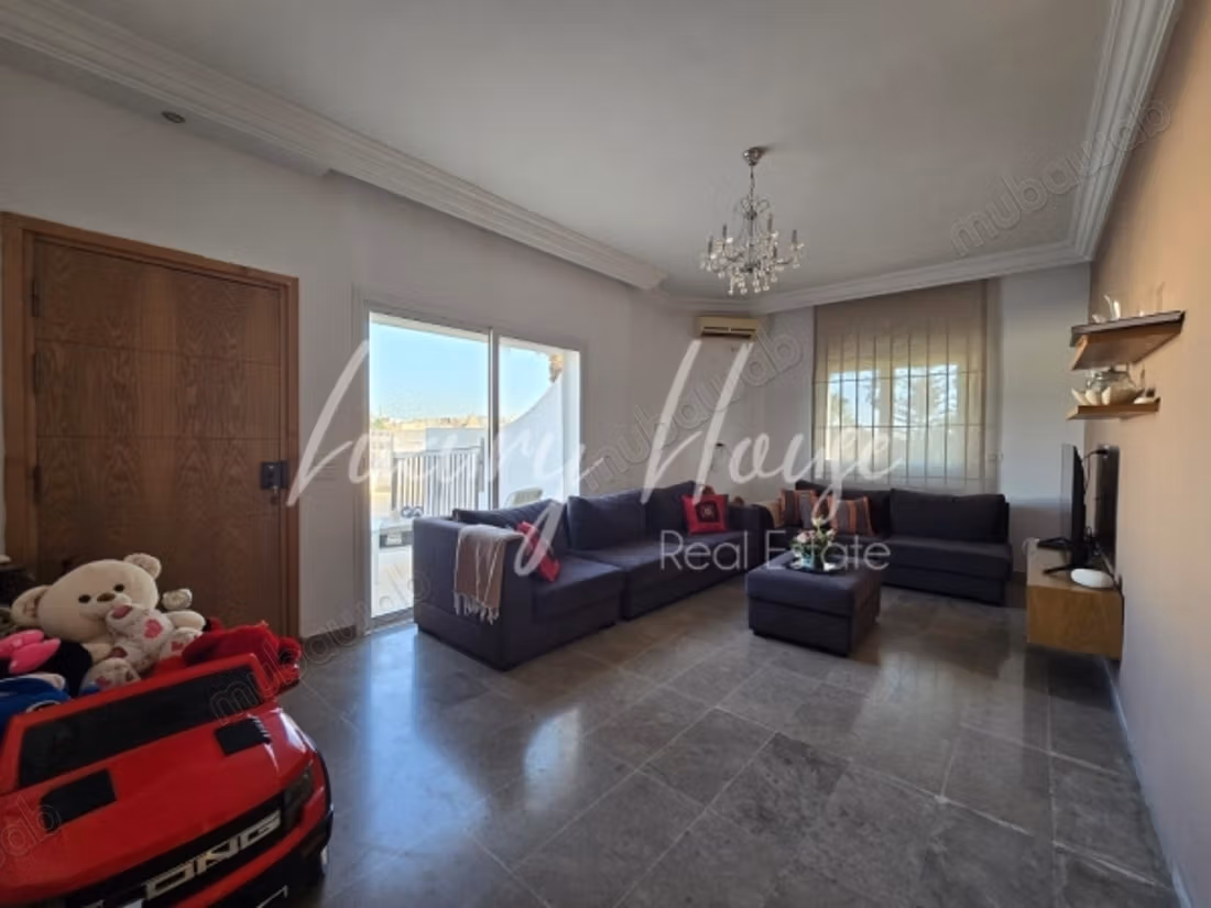 Floor of villa S2 for sale in Soukra