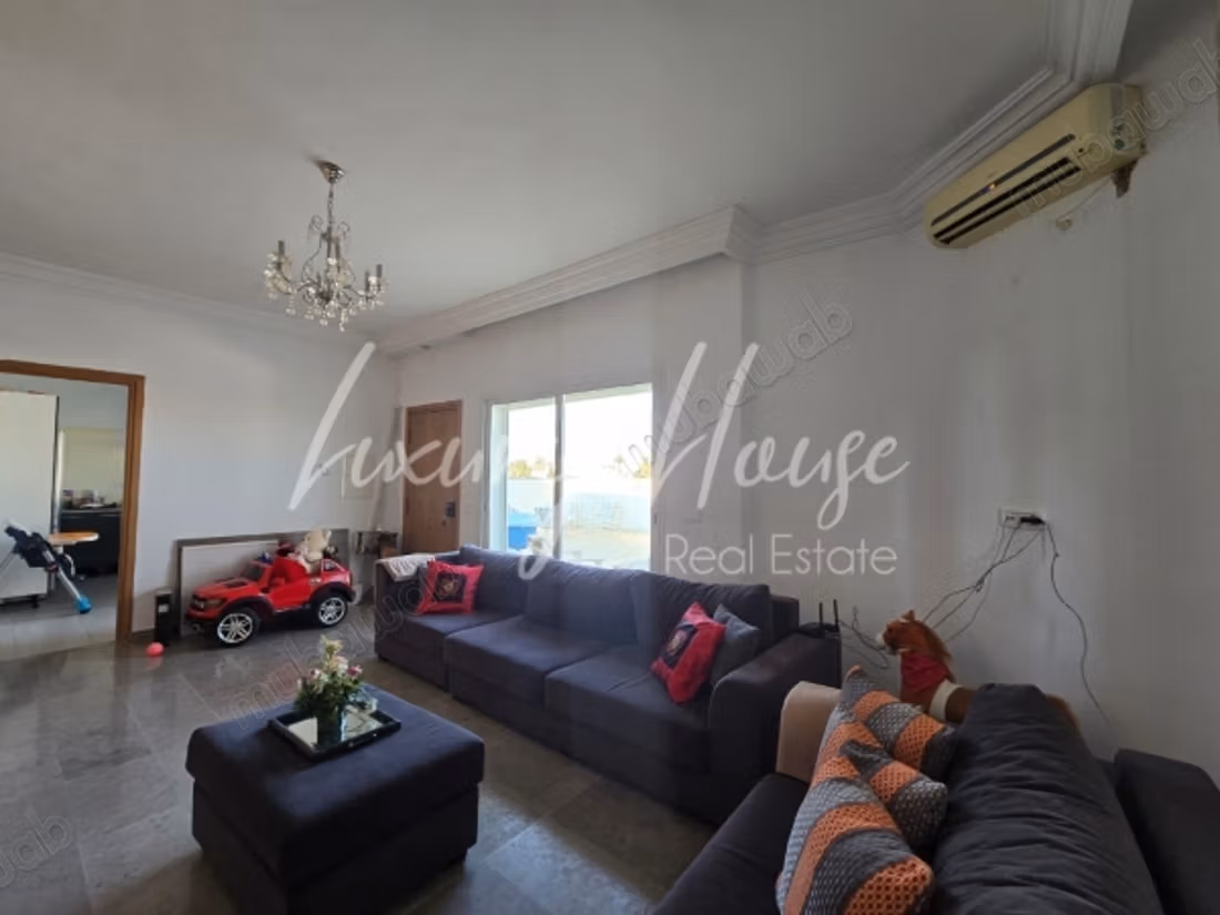 Floor of villa S2 for sale in Soukra