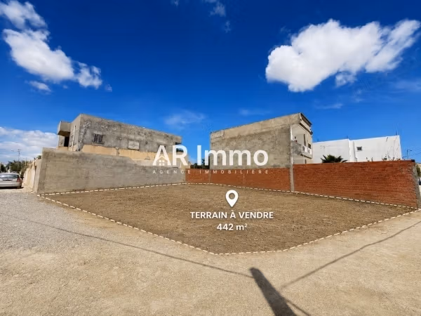 Terrain Constructible de 442 m² à Borj Twil