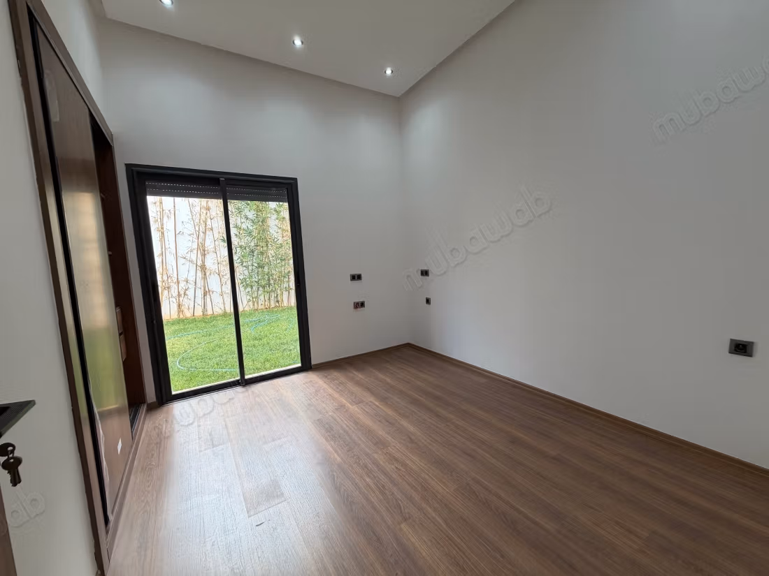 Apartamento excepcional en planta baja con piscina privada – Souissi