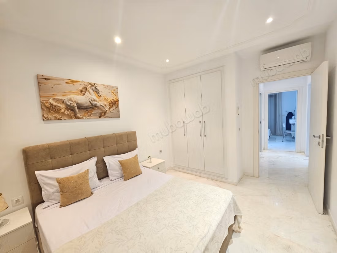 Appartement richement meublé, Marsa plage
