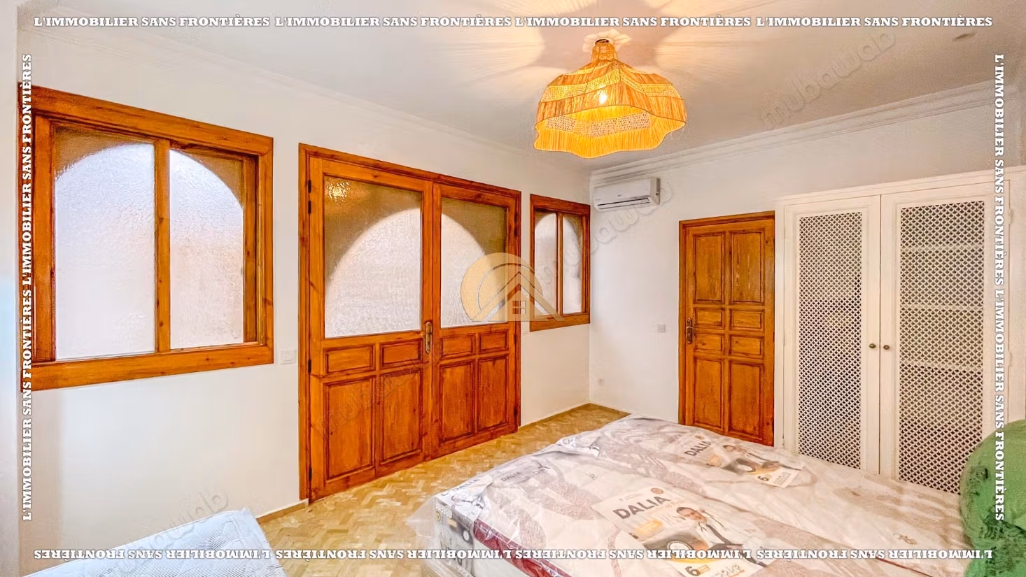 Riad neuf titré de 86 m² dans la Médina – 3 suites, piscine et cuisine d’été