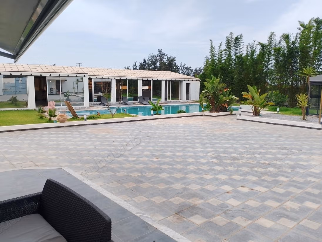 Encuentra tu granja para comprar en Sidi Bouknadel. Superficie total 10280 m²