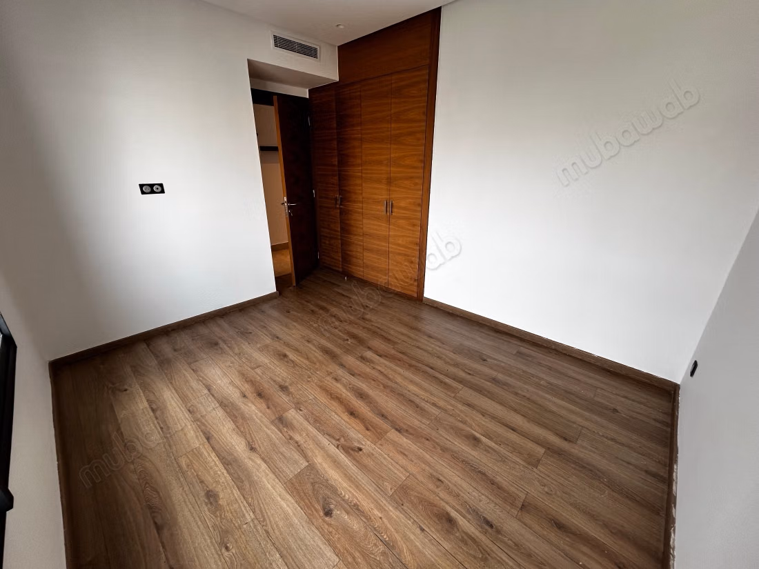Très joli appartement à louer vide à Maarif Extension