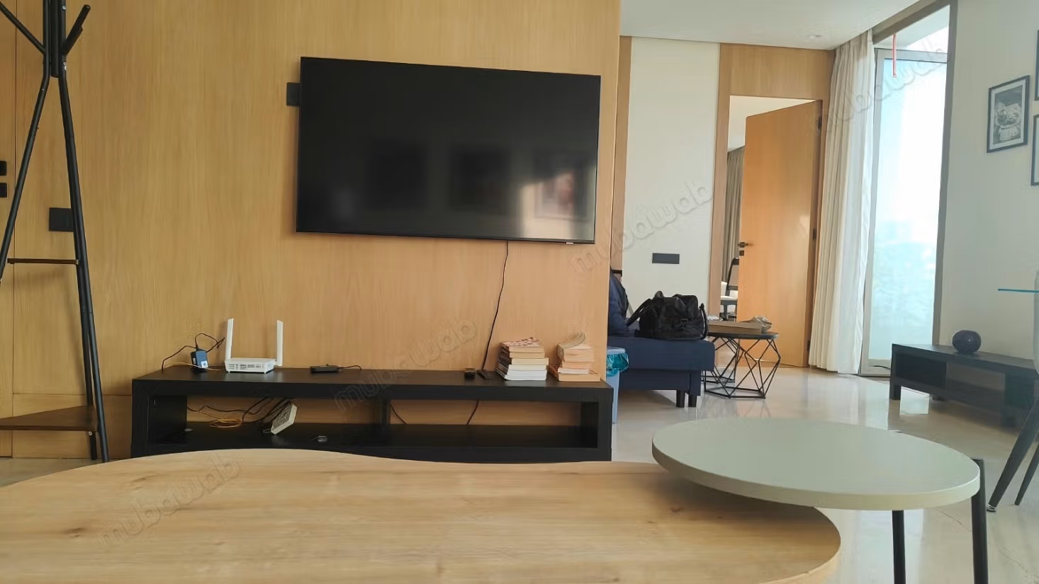Princesa: Estudio de 60 m2 con terraza y aparcamiento