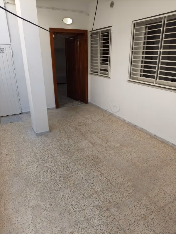 A louer s2 rez de jardin d'une villa a manar 1