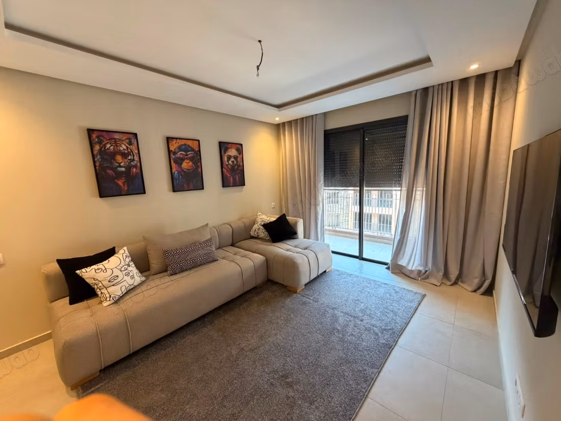 Très bel appartement en location à Guéliz. 3 pièces confortables. Bien meublé