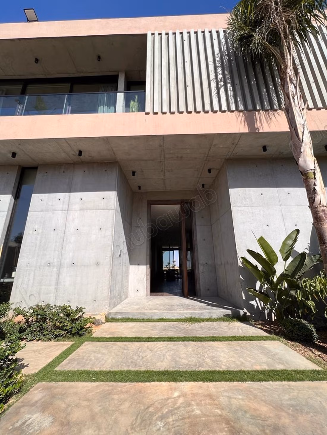Villa de lujo en venta en la Ruta de Ouarzazate. 4 habitaciones confortables. Amueblado