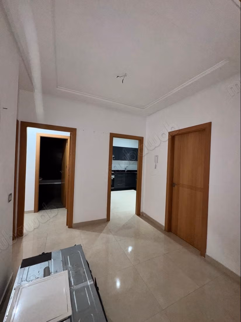 À VENDRE: Appartement 3 chambres moulay youssef 159m2