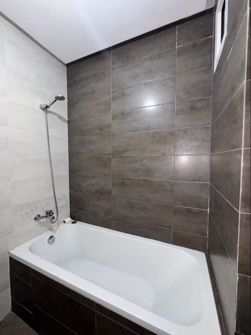 À VENDRE: Appartement 3 chambres moulay youssef 159m2