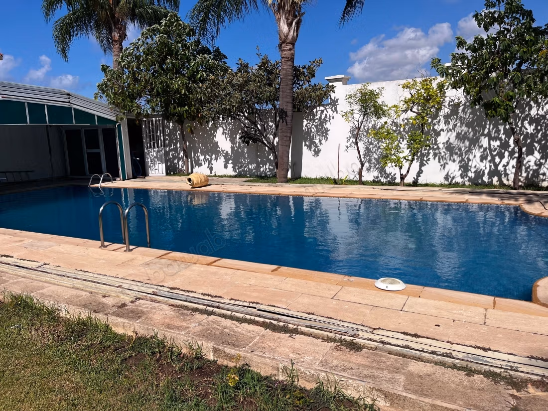 Villa à vendre meublé & piscine
