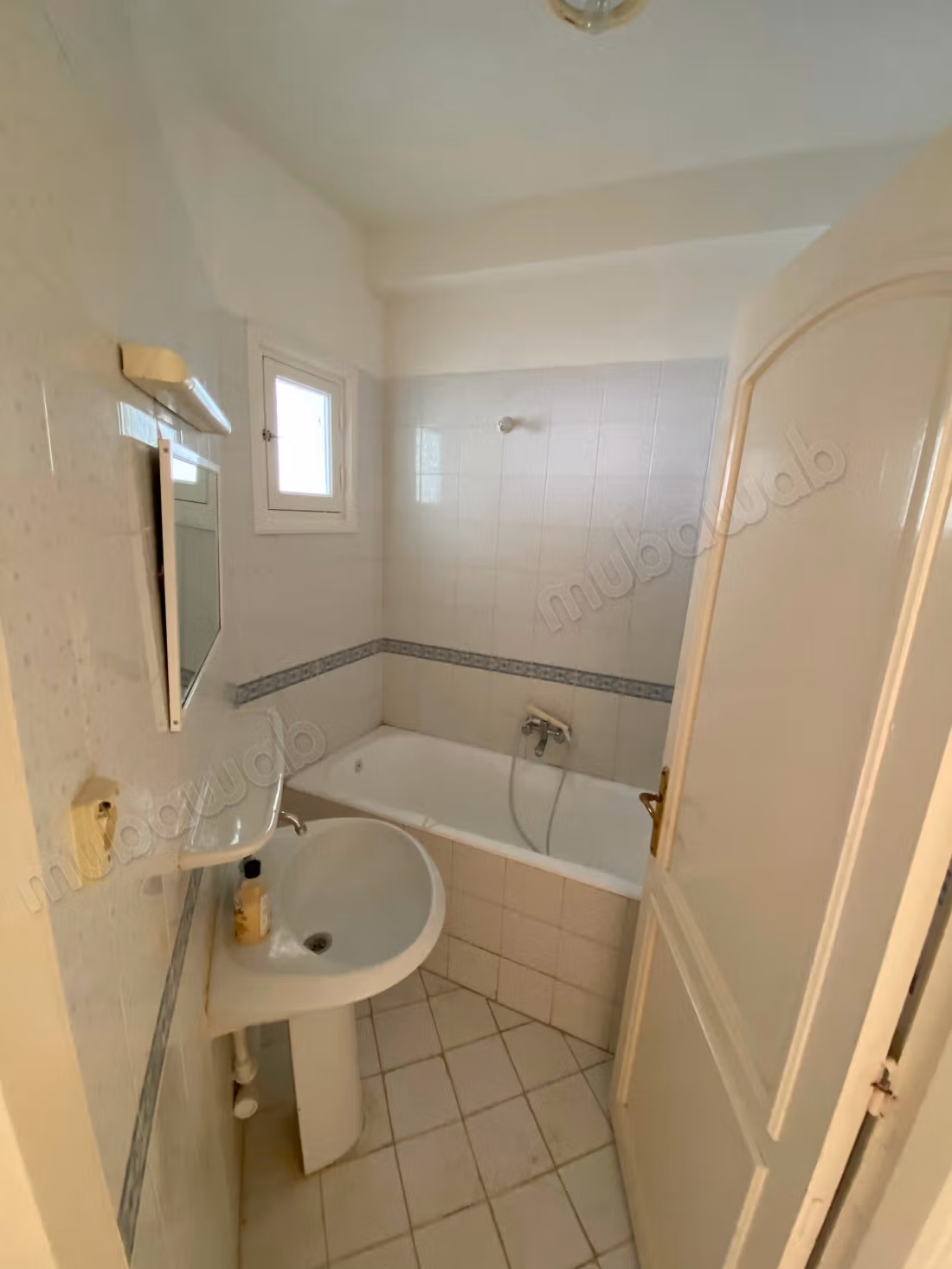 À vendre – spacieux appartement s4 à ennaser 2
