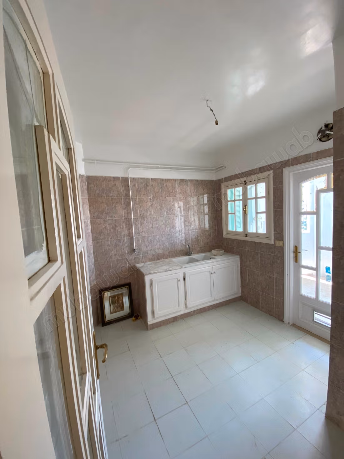 À vendre – spacieux appartement s4 à ennaser 2
