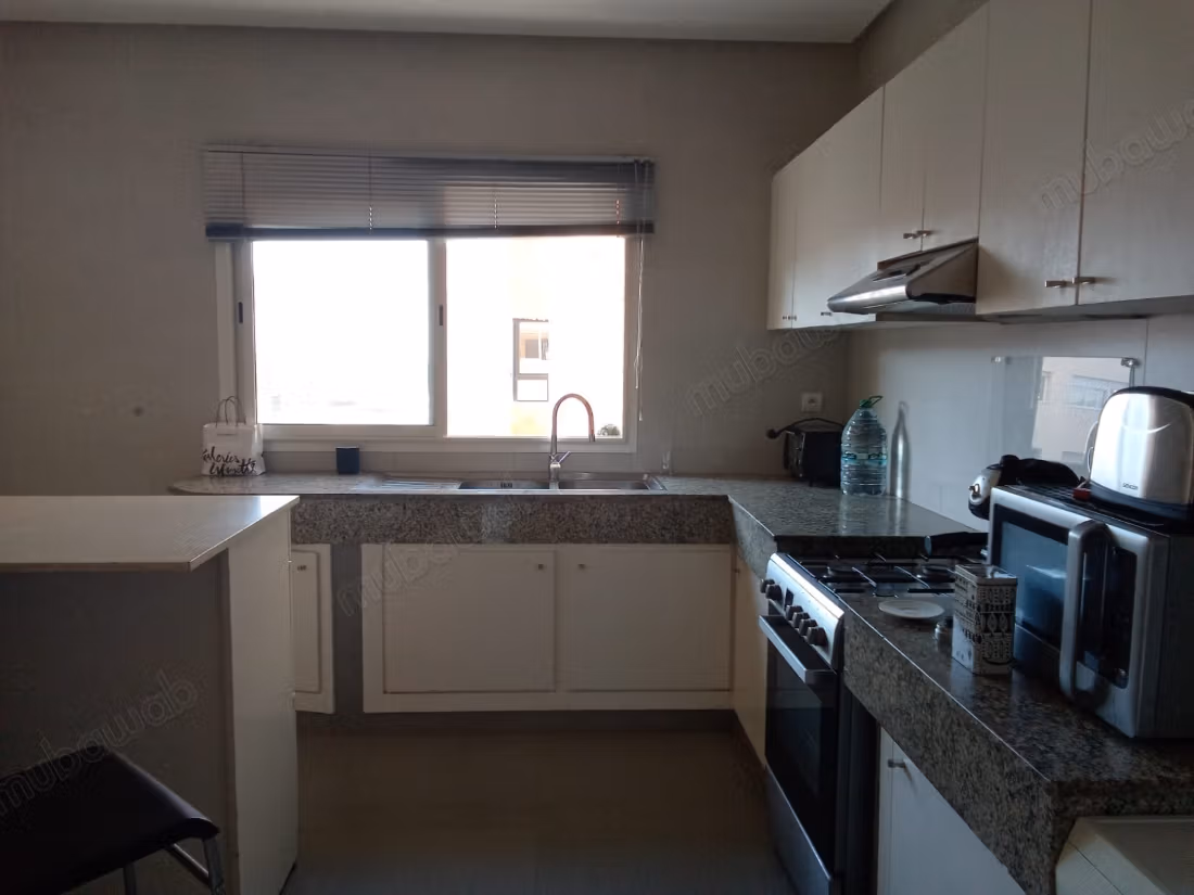 Appartamento T4 arredato in affitto a Hay Riad