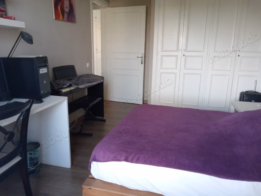 Appartamento T4 arredato in affitto a Hay Riad