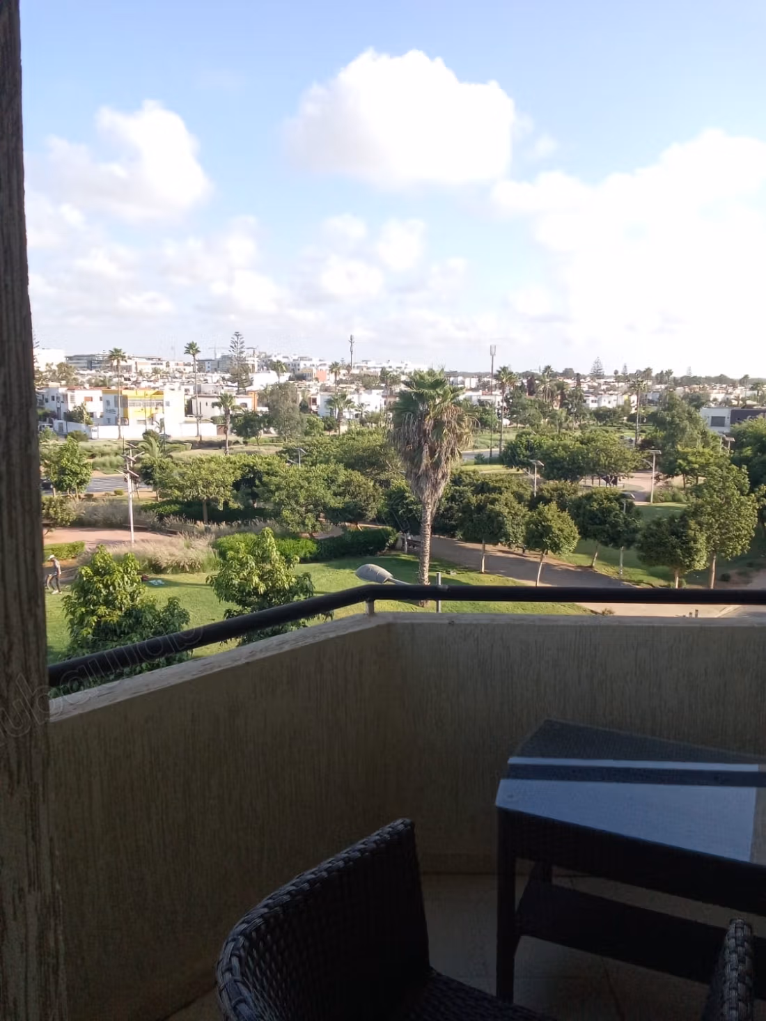 Appartamento T4 arredato in affitto a Hay Riad