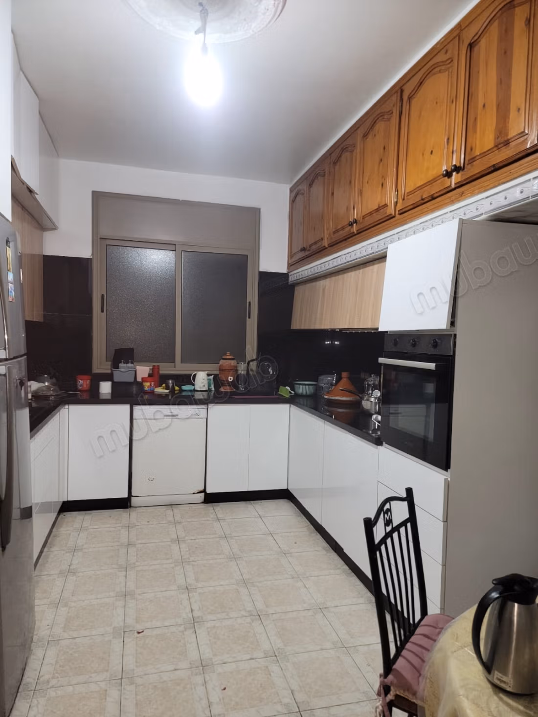 Appartement en très bon état bien situé près de la