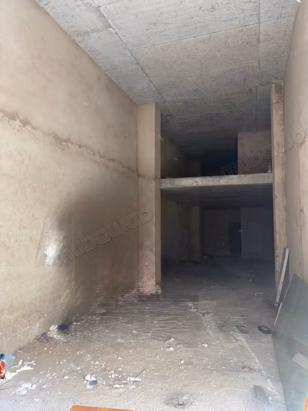 Opportunità da Cogliere / Hemza In Vendita locale Commerciale in un'arteria principale di Gauthier di 63 34 m Mezzanine a 76 m 39 m a 40.000 dhs al m invece di 45.000 dhs prezzo di mercato a Gauthier Casablanca