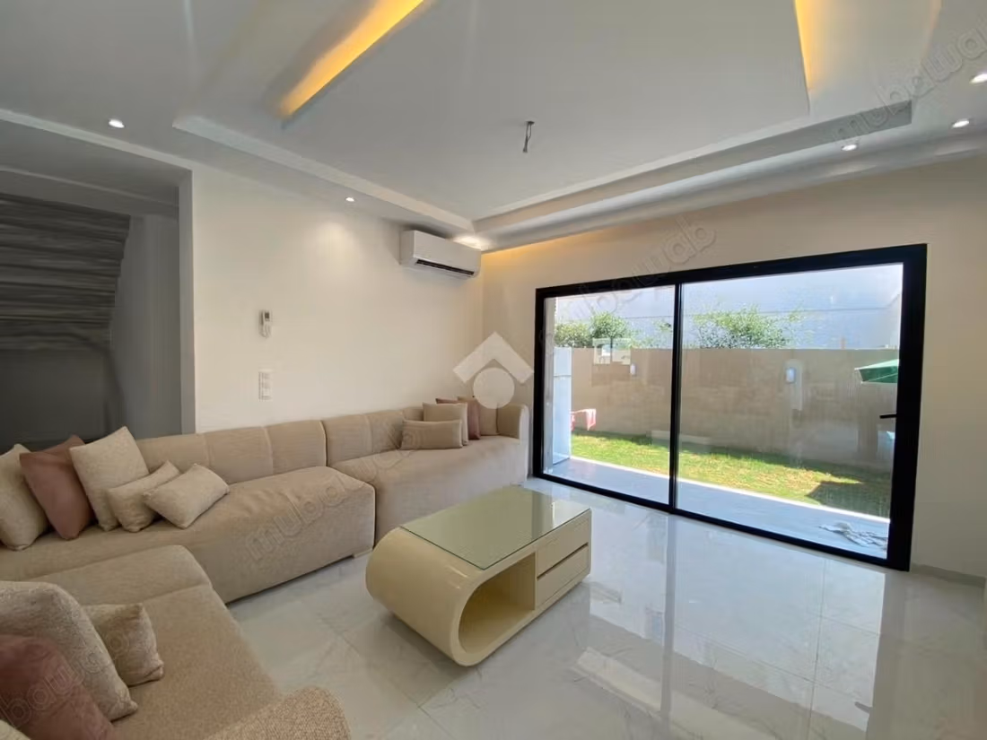 Villa jumelée en location