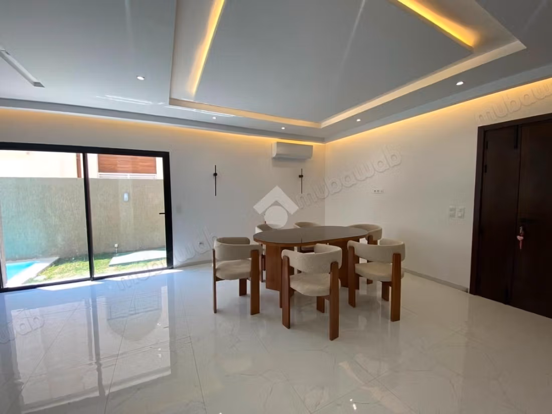 Villa jumelée en location