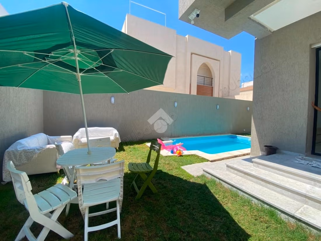 Villa jumelée en location