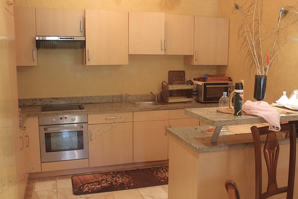Grand appartement en rdjardin a la Palmeraie