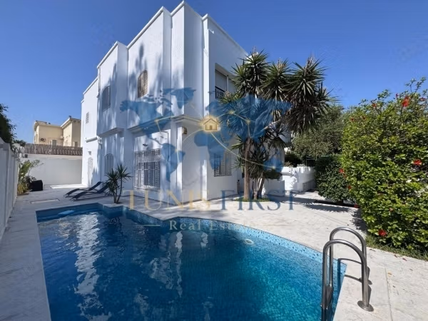 In Affitto Villa Carina con Piscina a Cartagine Sal