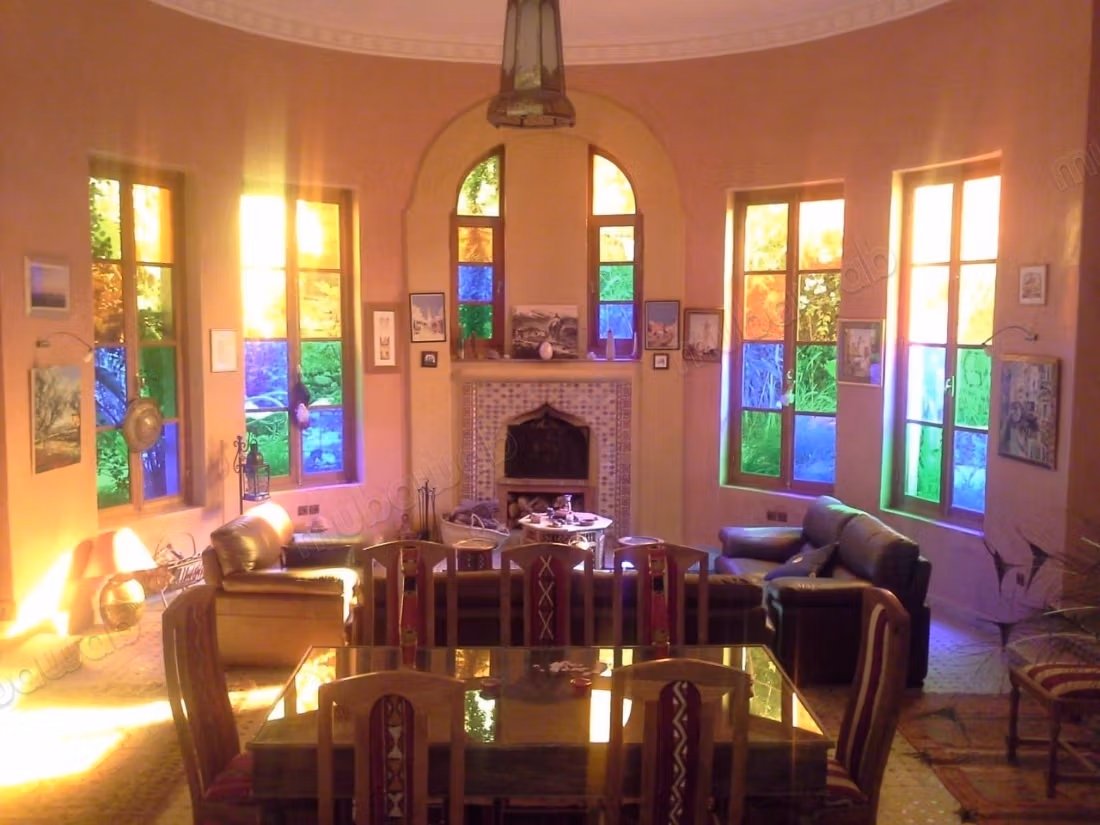 Prachtige villa te koop in Amizmiz. Oppervlakte 20000 m². Goed ingericht
