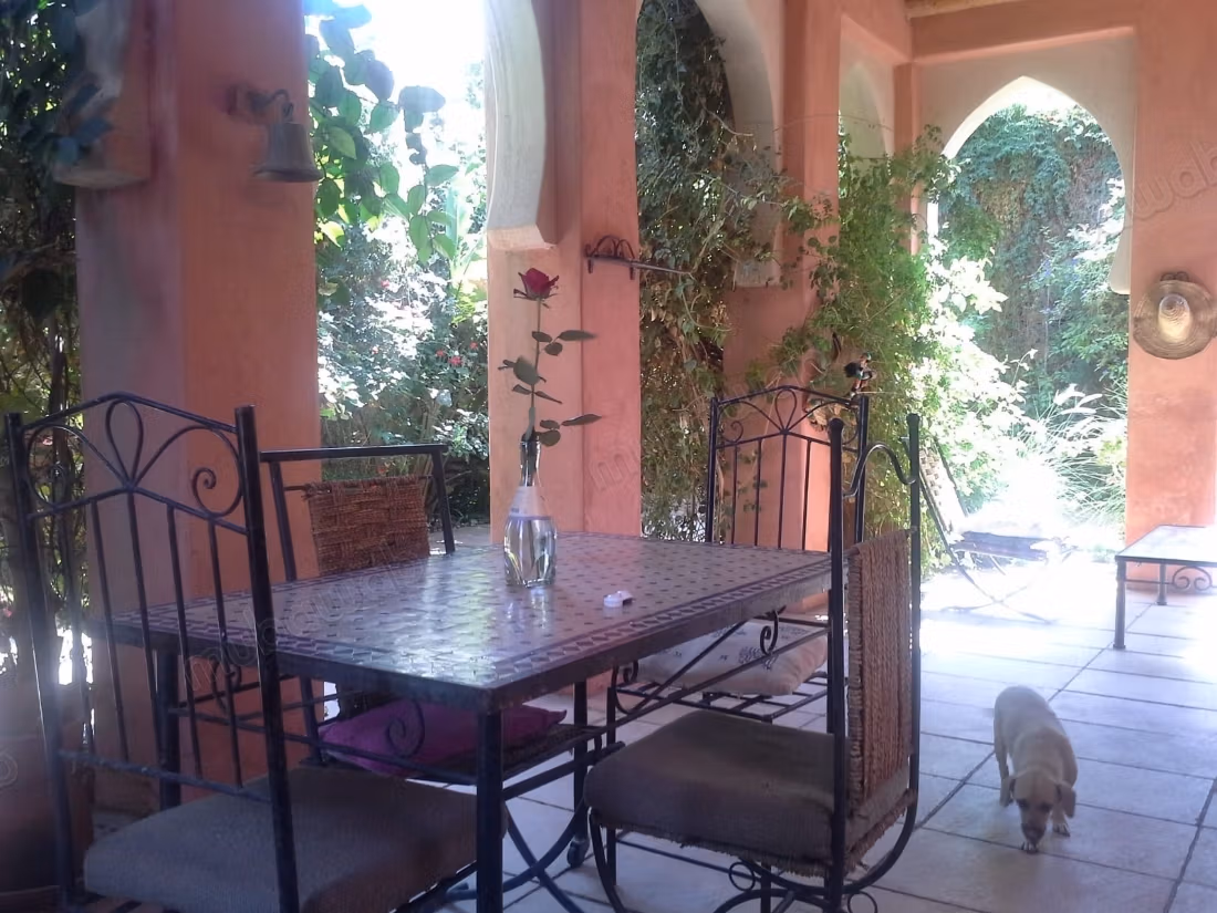 Prachtige villa te koop in Amizmiz. Oppervlakte 20000 m². Goed ingericht