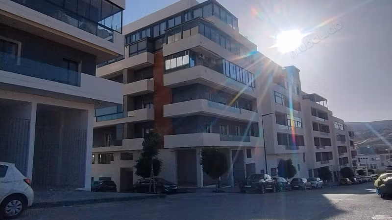 Local comercial en alquiler en Tanja Balia. Superficie de 27 m²